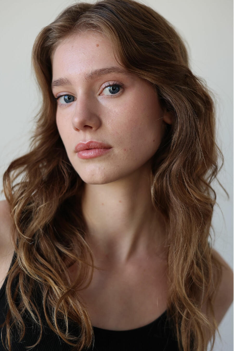 AVRIL HERSENT - Crystal Model Management