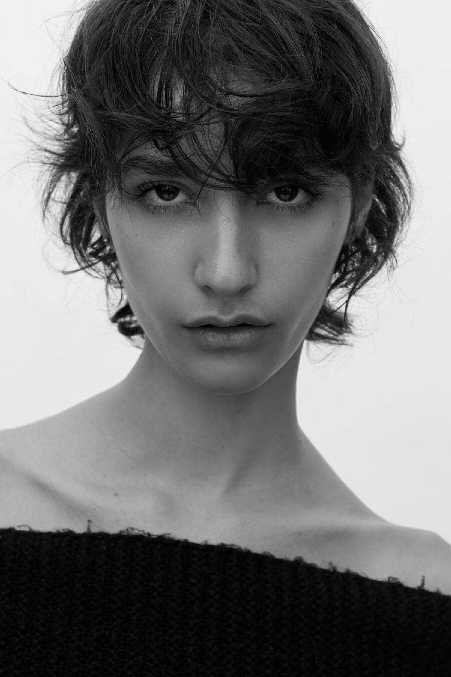 THAIS RAZACK - Crystal Model Management