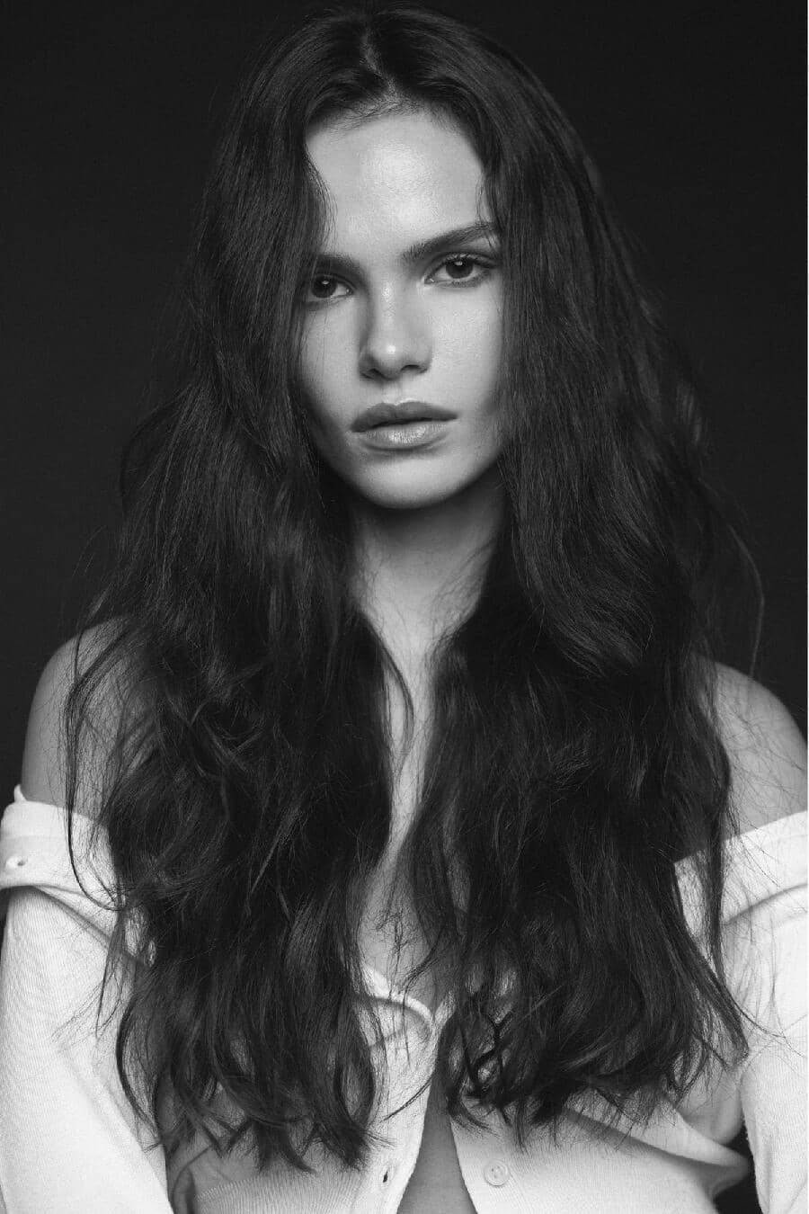 KAMILA JAKUBCZAK - Crystal Model Management