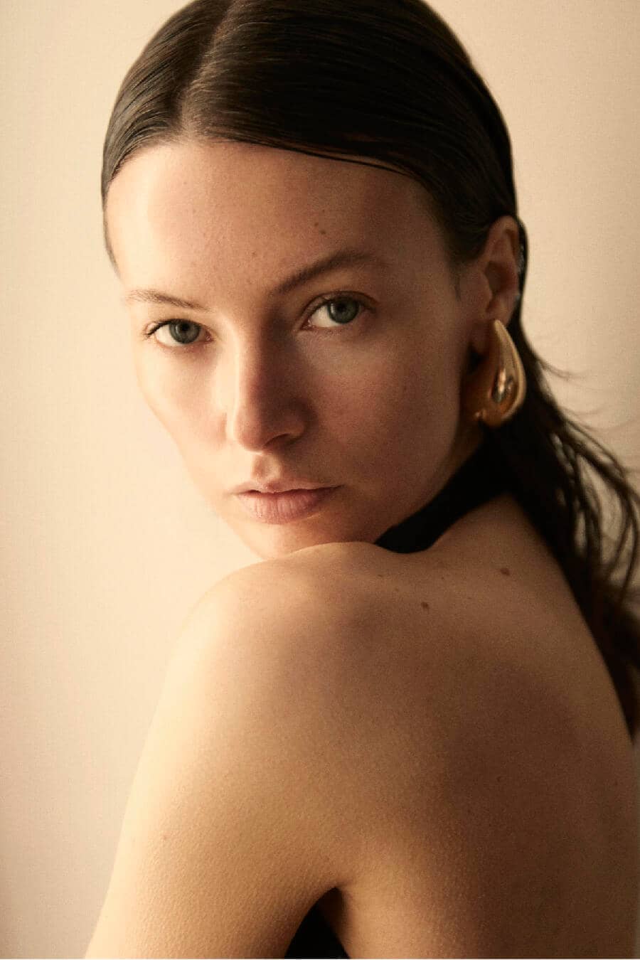MONA  JOHANNESSON - Crystal Model Management