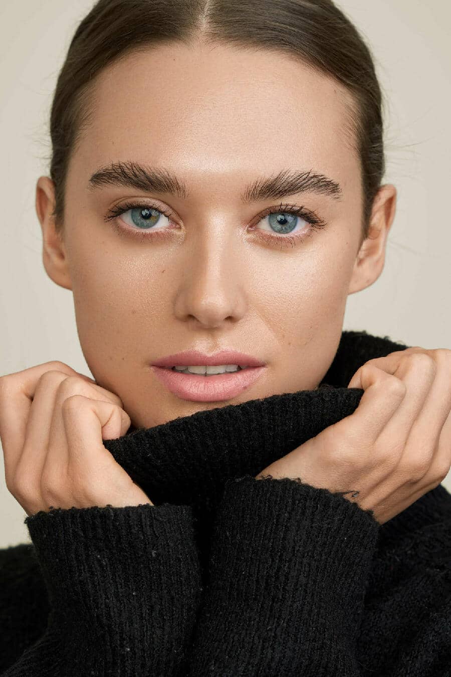 ALINA HAIDACHER - Crystal Model Management