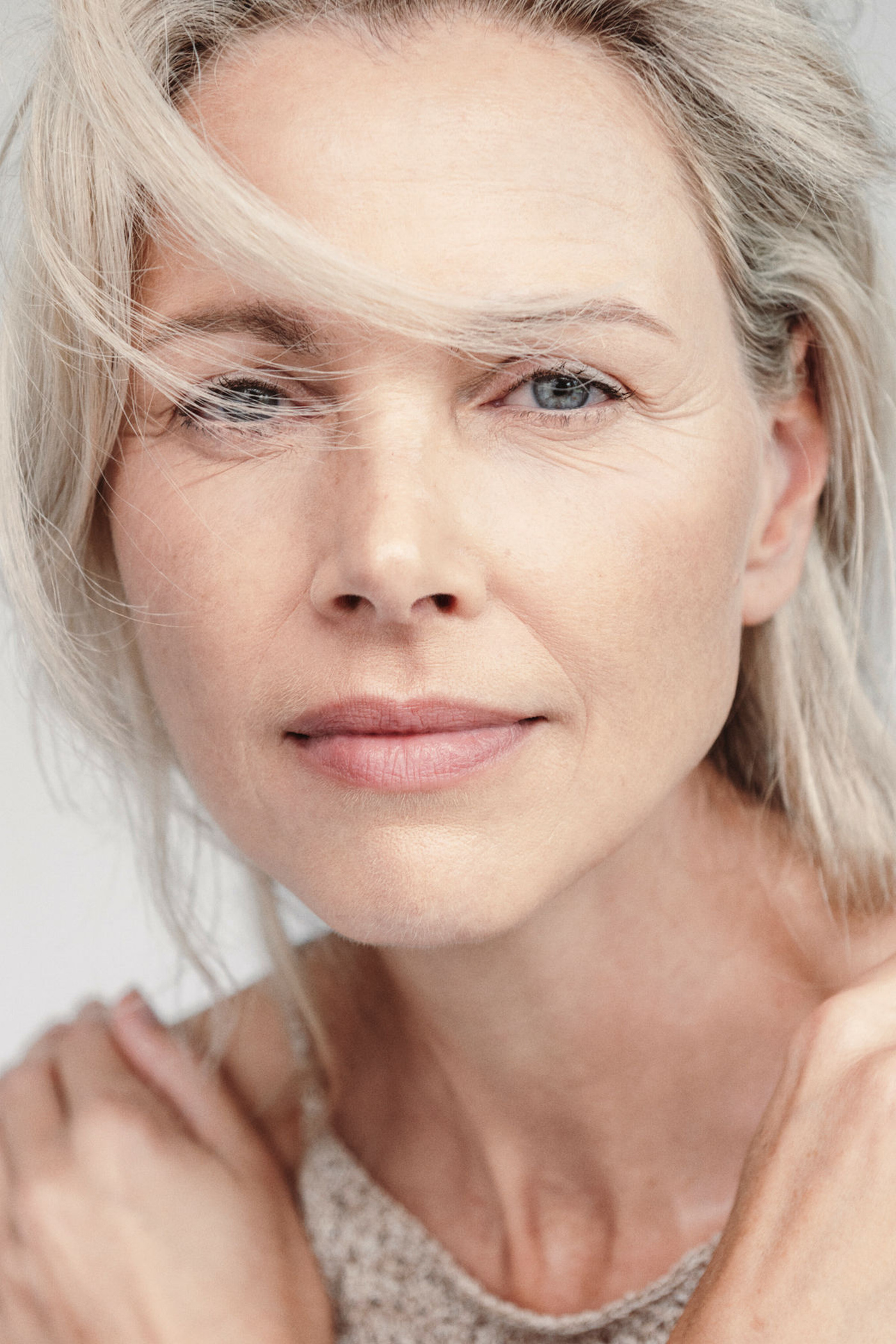 DIANA ZWARTHOED - Crystal Model Management