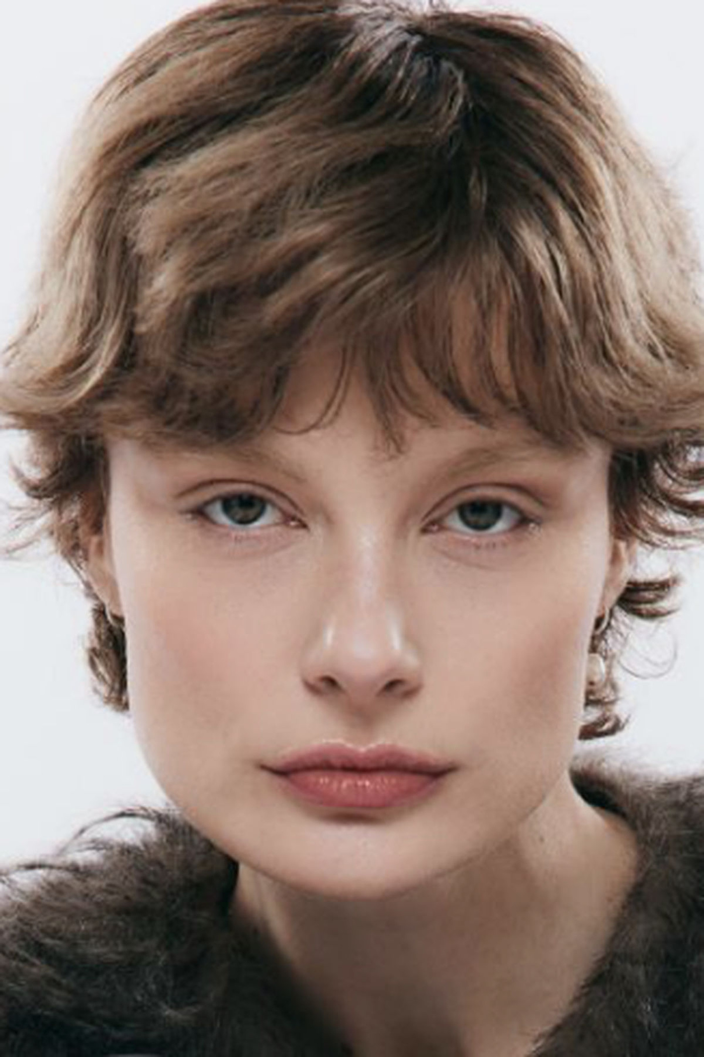 COURTNEY SOANES - Crystal Model Management