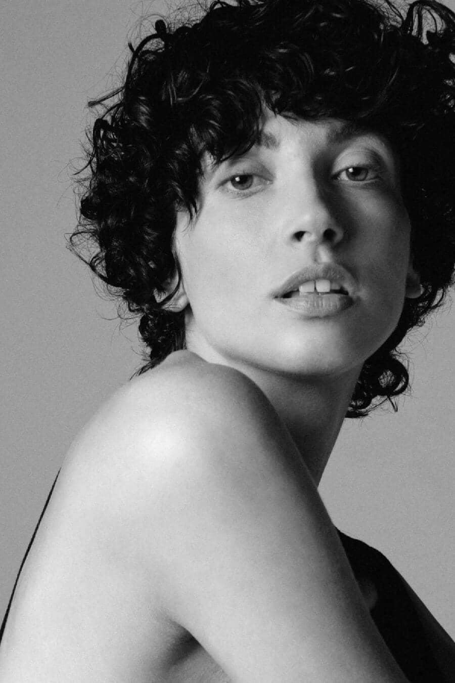 STEFANIA CRISTIAN - Crystal Model Management