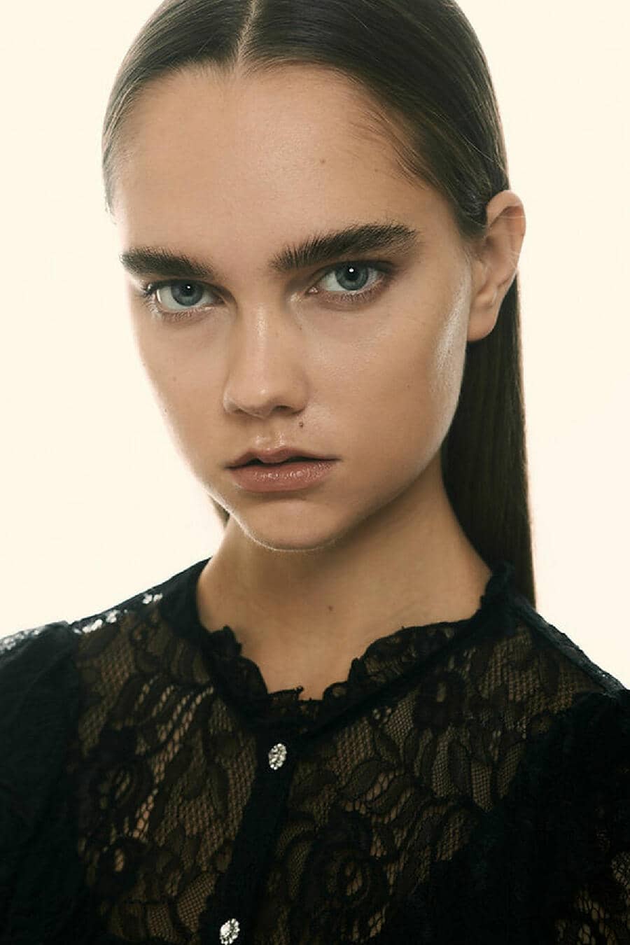 KATHARINA NIKELSKI - Crystal Model Management